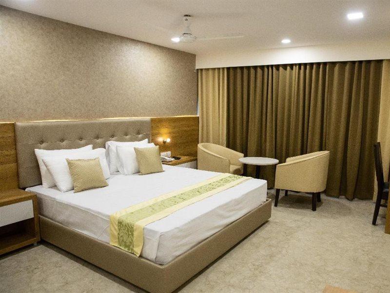 Hotel Grace Galaxy Mumbai Exterior foto