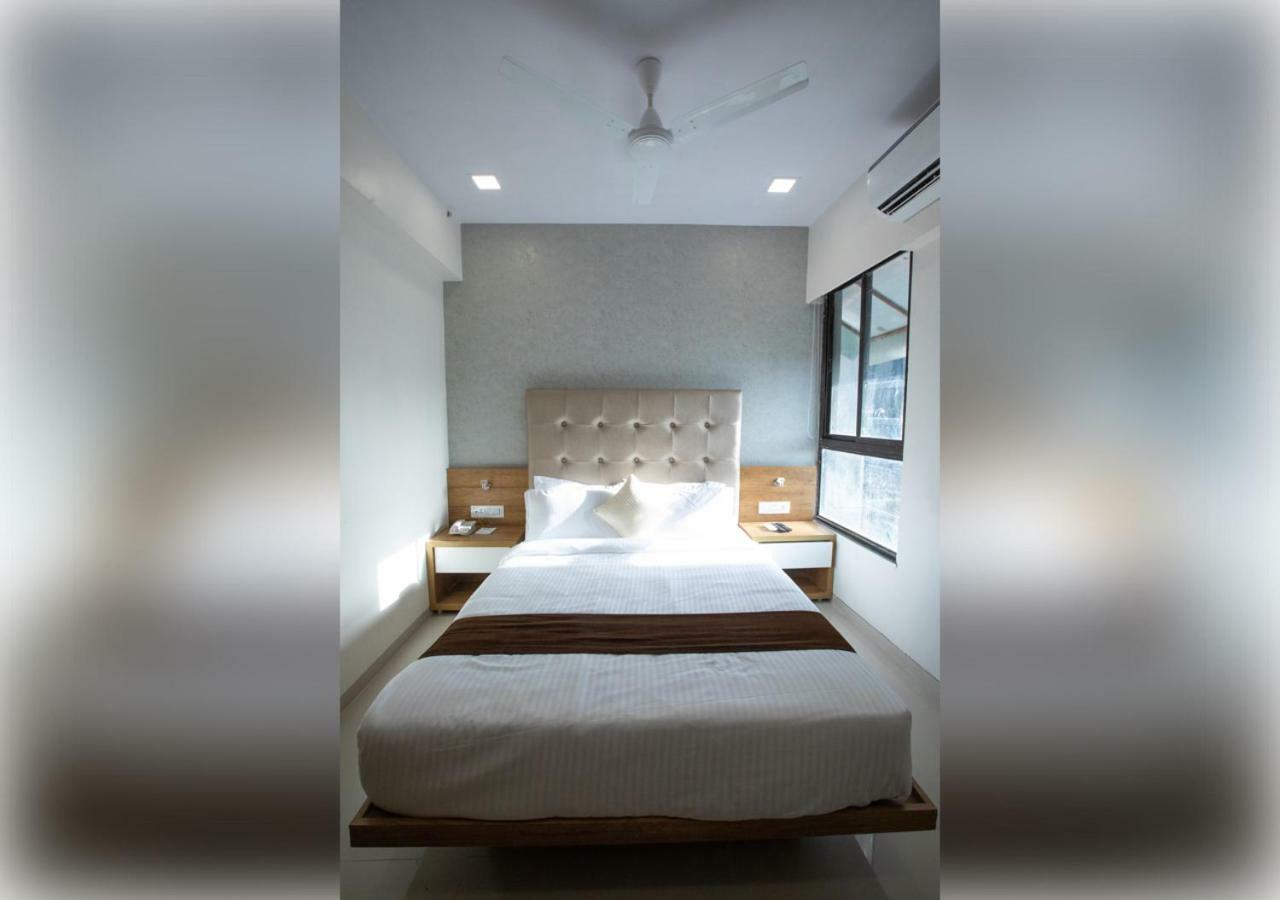 Hotel Grace Galaxy Mumbai Exterior foto