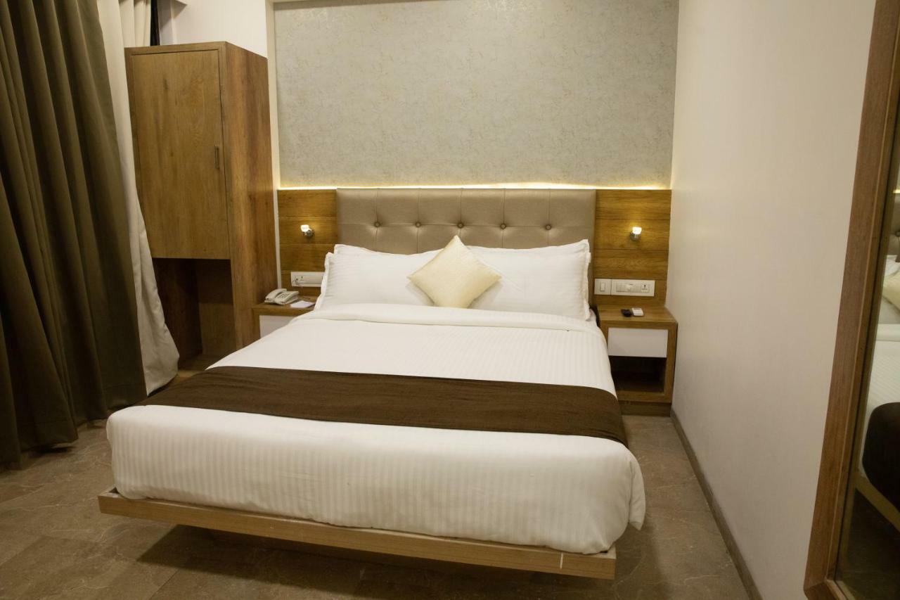 Hotel Grace Galaxy Mumbai Exterior foto
