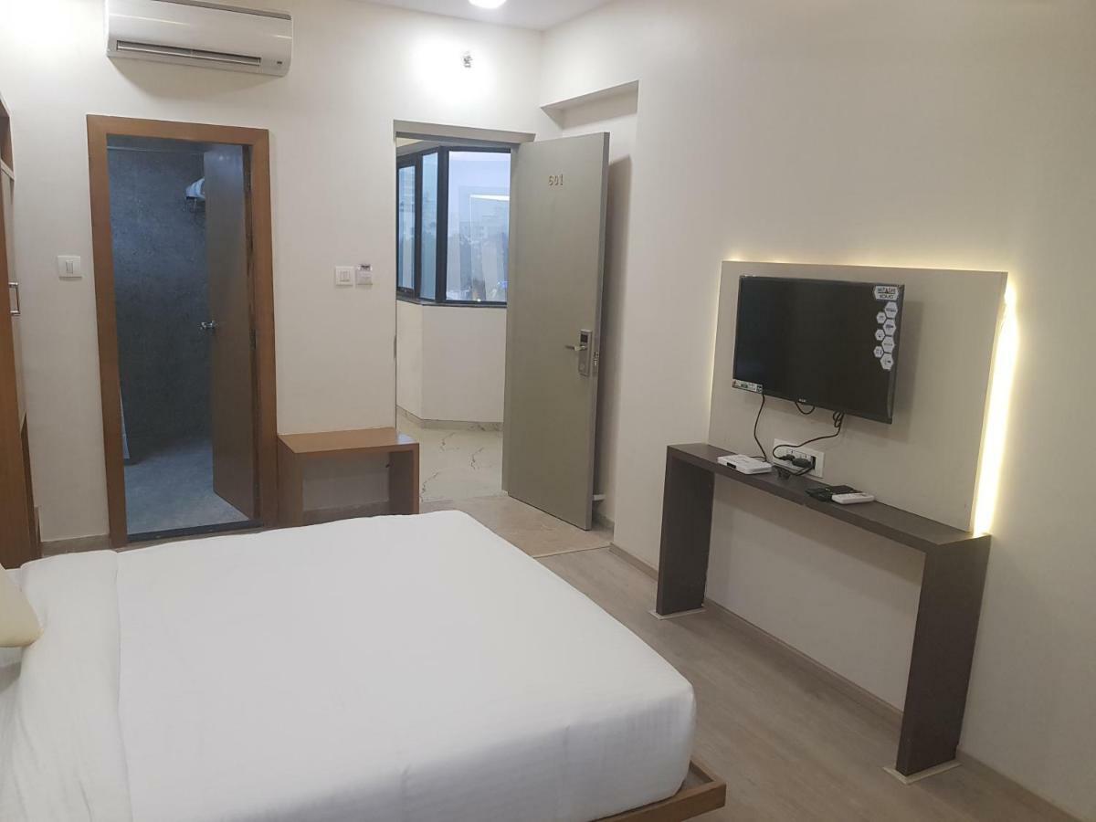 Hotel Grace Galaxy Mumbai Exterior foto